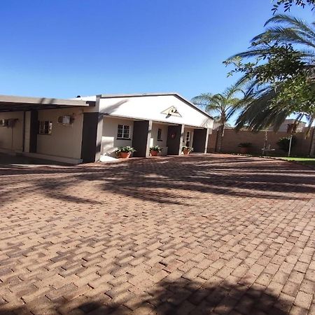 קיטמנשופ Bird'S Nest Guest House מראה חיצוני תמונה